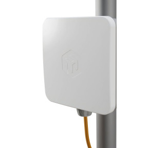 LTE роутер MikroTik SXTsq Embedded LTE4 LTE роутер MikroTik SXTsq Embedded LTE4